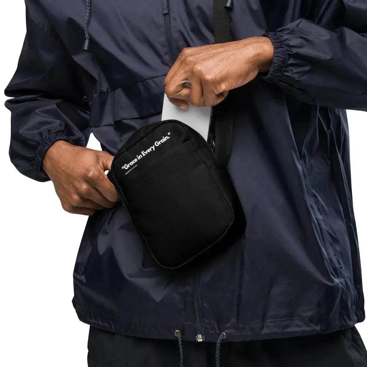 Beesmoove grace in every grain Utility crossbody bag - Beesmoove