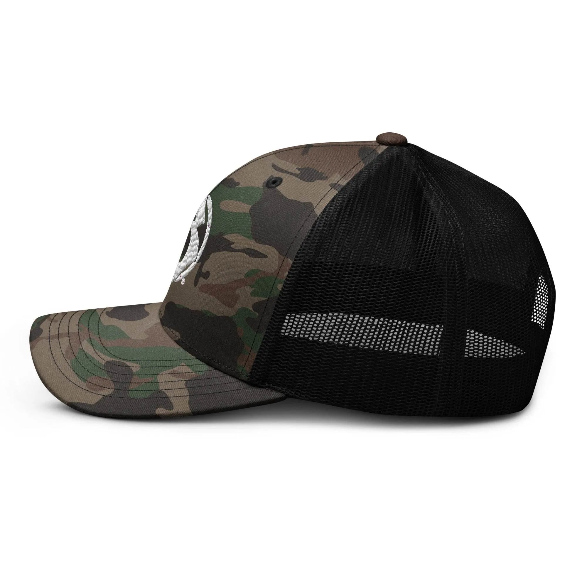 BEESMOOVE B - Squadron: Black Ops trucker hat - Beesmoove