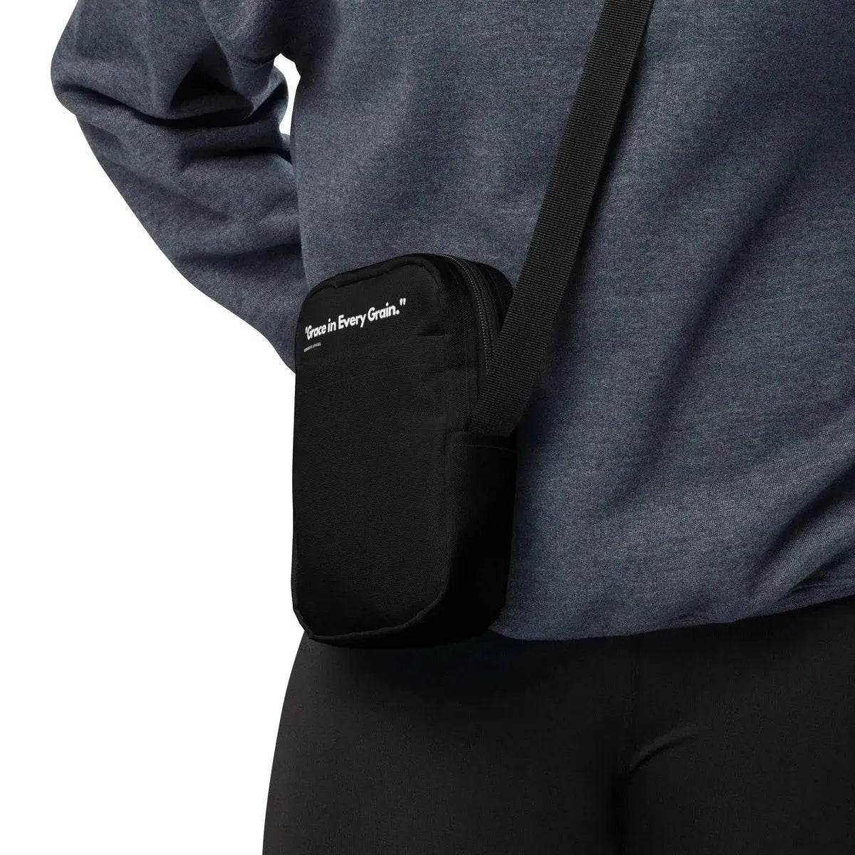 Beesmoove grace in every grain Utility crossbody bag - Beesmoove