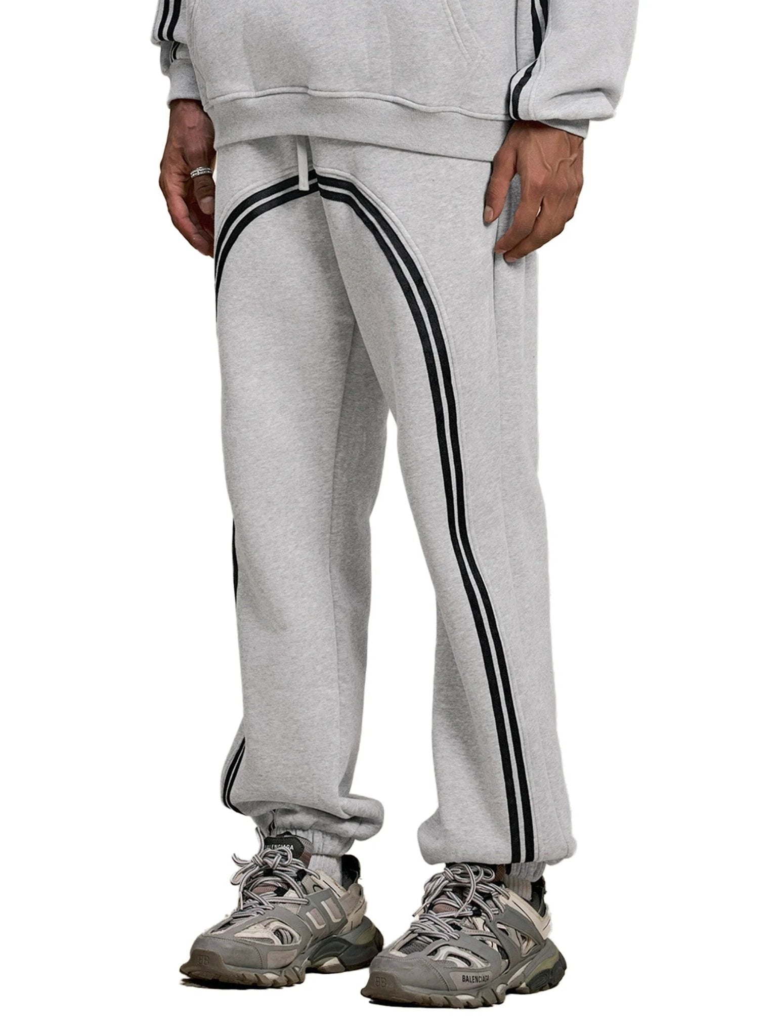 BEESMOOVE Noir Motion Kit Set - Jogged Sweatpants gray - Beesmoove